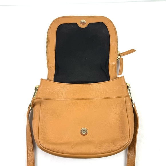 Vince Camuto Jax Crossbody Bag Honey Comb Tan Brown Leather Handbag Purse - Picture 8 of 16